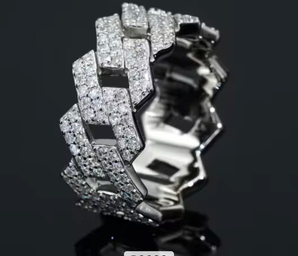 Iced Prong Ring (PREORDER)